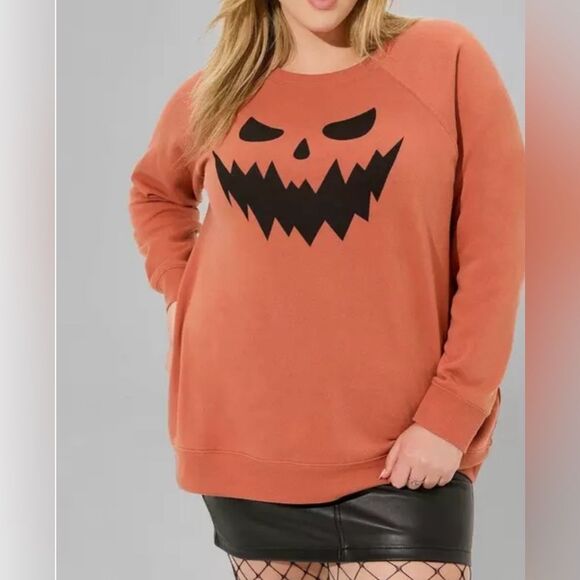 Torrid Jack-o’-lantern Sweatshirt soft material, stretchy and relaxed NWT 4X - Picture 1 of 15